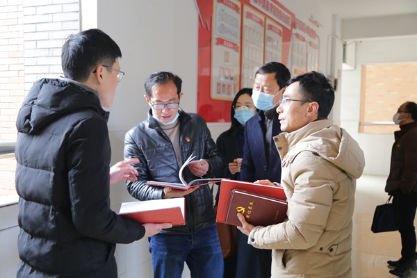 新余市委组织部副部长刘刚指导江西工程学院党建工作